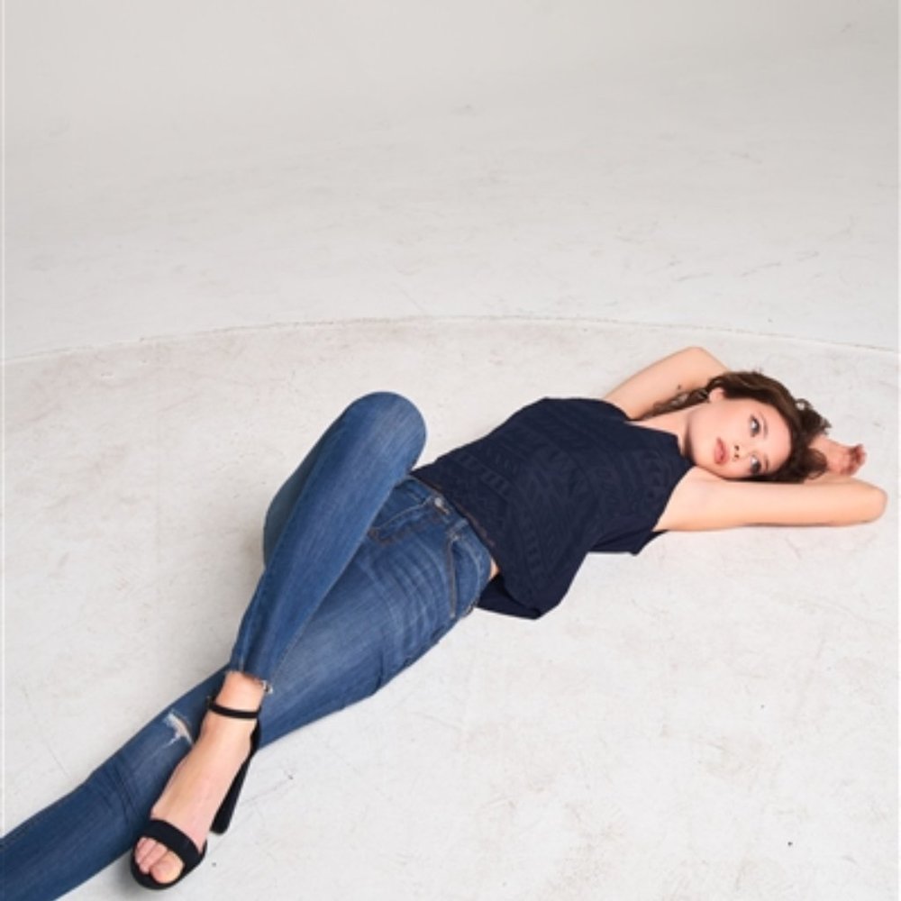 Ripped Detail Skinny Jean Pants